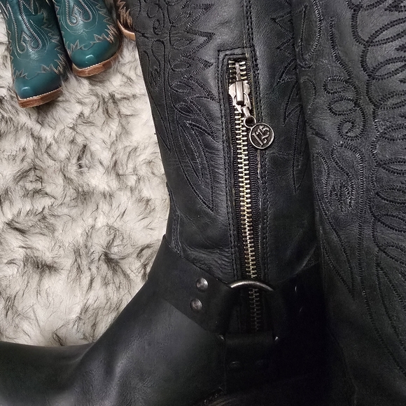 Liberty Black Tall Boots - Picture 4 of 6